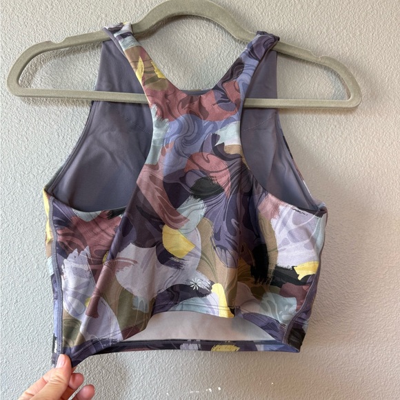 Athleta Multicolor Abstract Women's Top - Picture 3 of 6